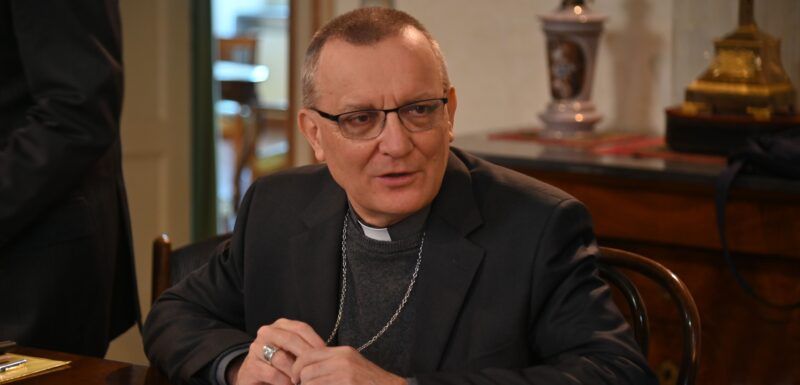 Il vescovo di Asti Marco Prastaro