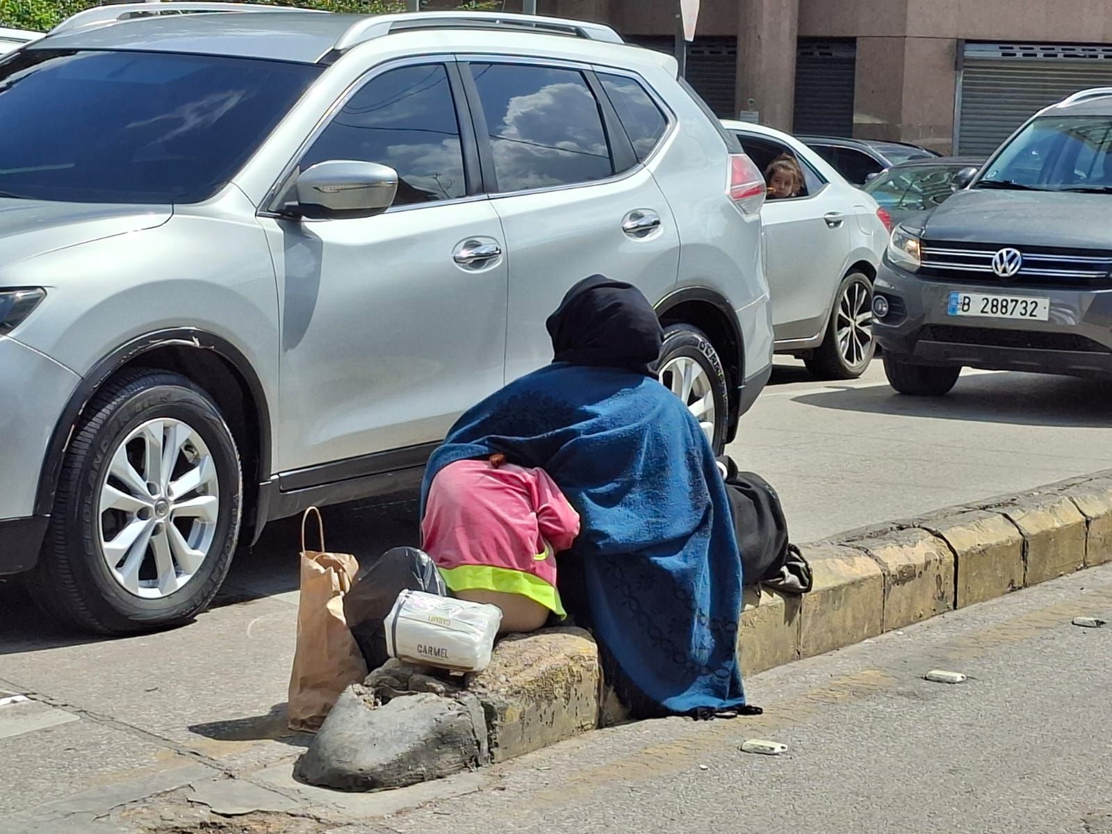 Sfollati in strada a Beirut / foto di Lucia Capuzzi