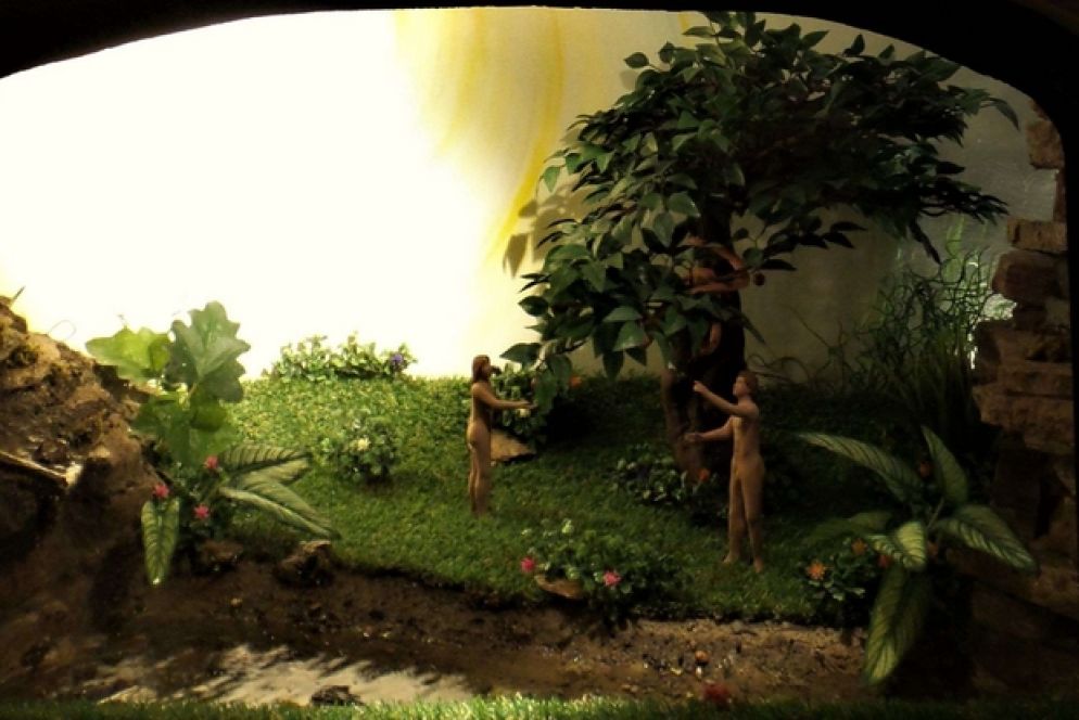 Presepe biblico: "il Paradiso terrestre" (foto Presepe biblico di Baggio)