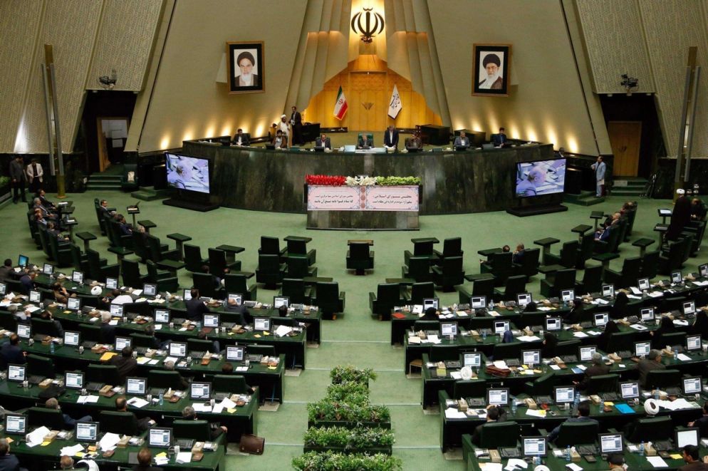 L'interno del Majid, il Parlamento iraniano (Ansa)