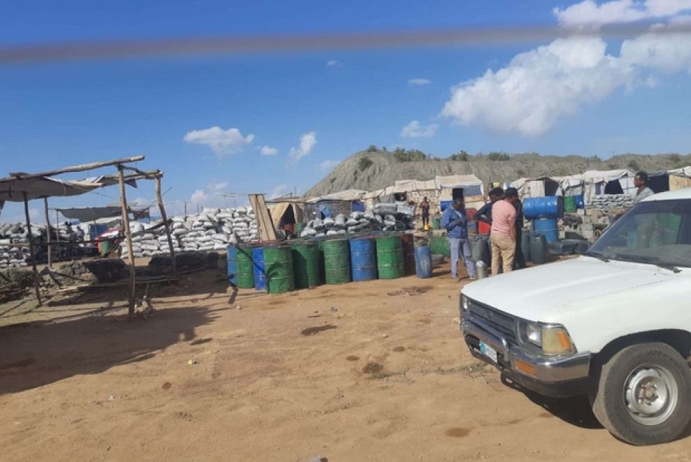 Il mercato a cielo aperto di Merhano, alle porte dell’Asmara, dove dalla fine dell’embargo arriva merce di ogni tipo dal vicino Tigray