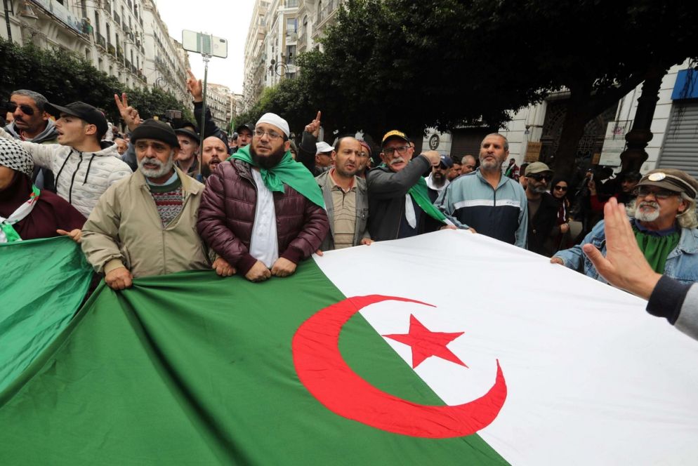 Le manifestazioni di piazza in Algeria - Ansa