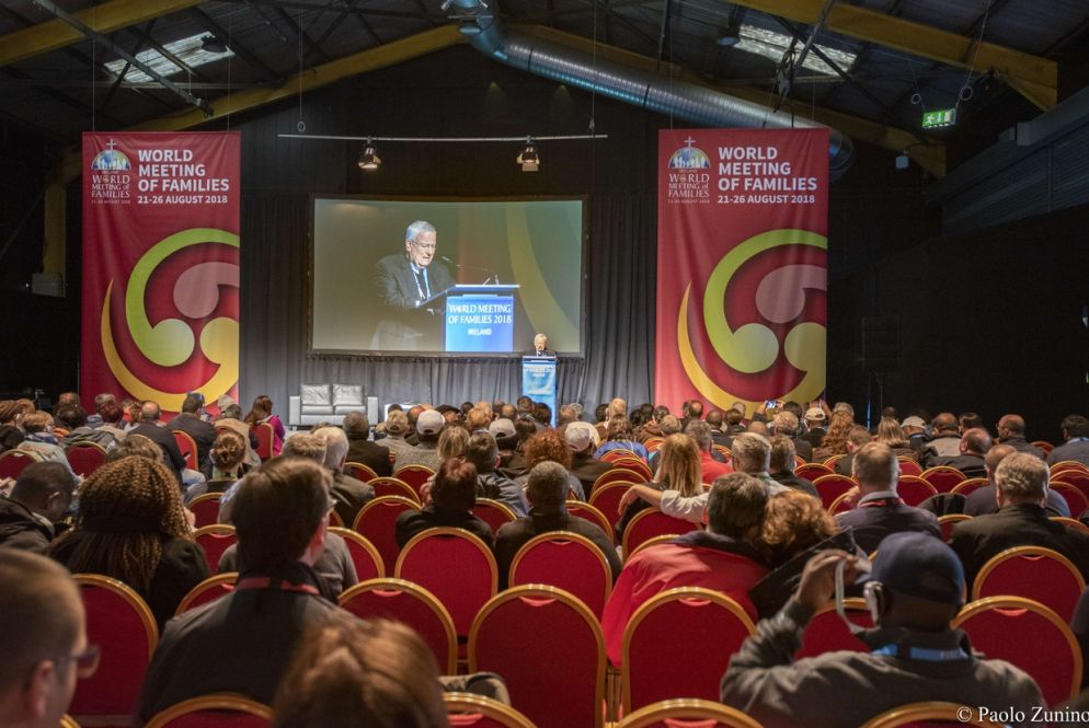 Il cardinale Gualtiero Bassetti, presidente della Cei, all'Incontro mondiale delle famiglie a Dublino (foto Zunino)