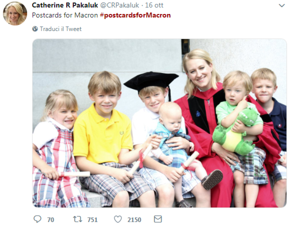 Il primo post di Catherine Pakaluk con l'hasthag #postcardsforMacron