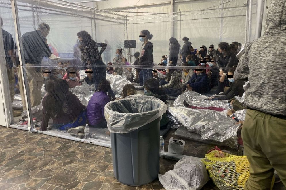 Il centro per immigrati di Donna, in Texas - Reuters