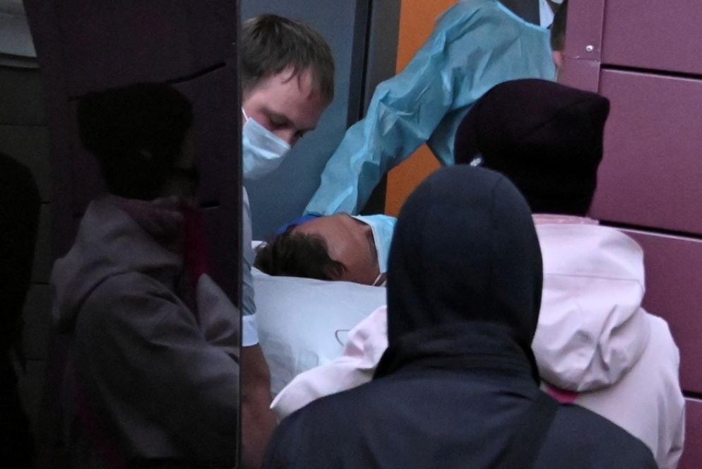 Alexei Navalny trasportato in ospedale a Omsk - Reuters
