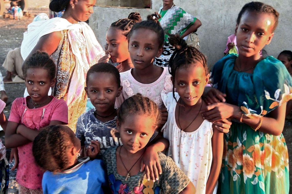 Bambini vittime dei giochi dei grandi - Ansa