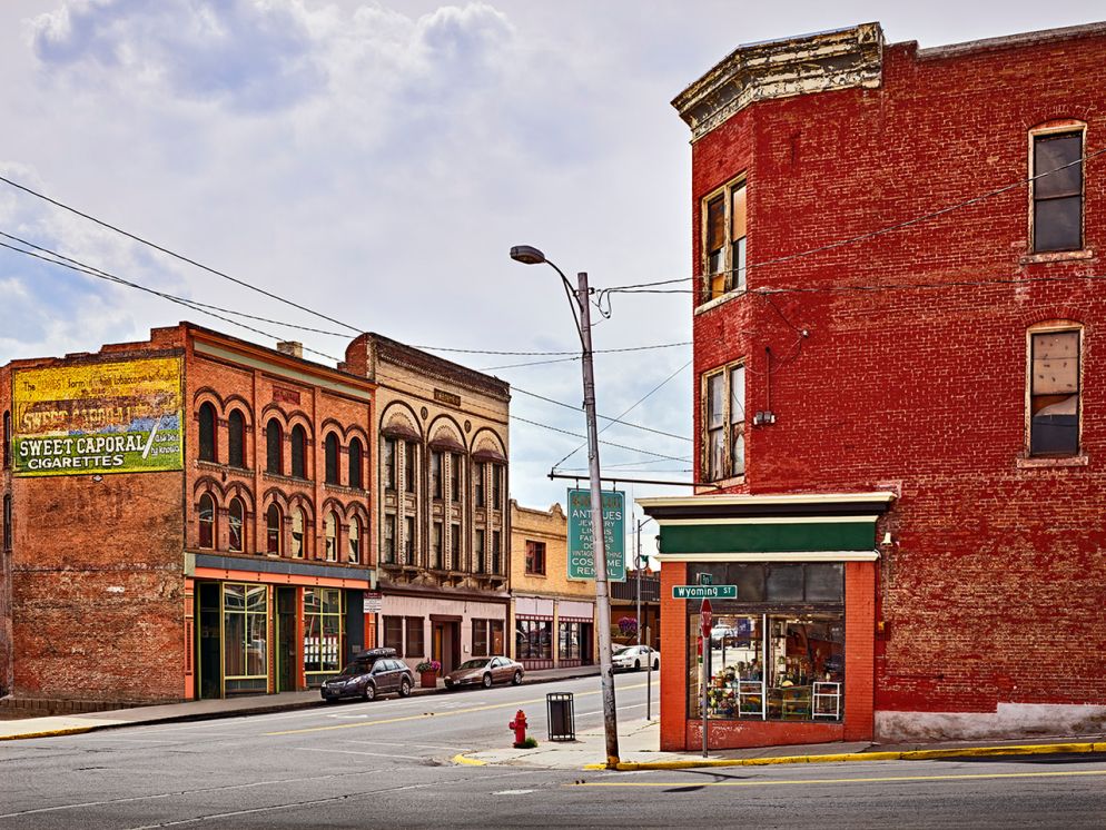 Luca Campigotto ©, Butte Montana (Sweet Caporal), 2019 - Courtesy Photology