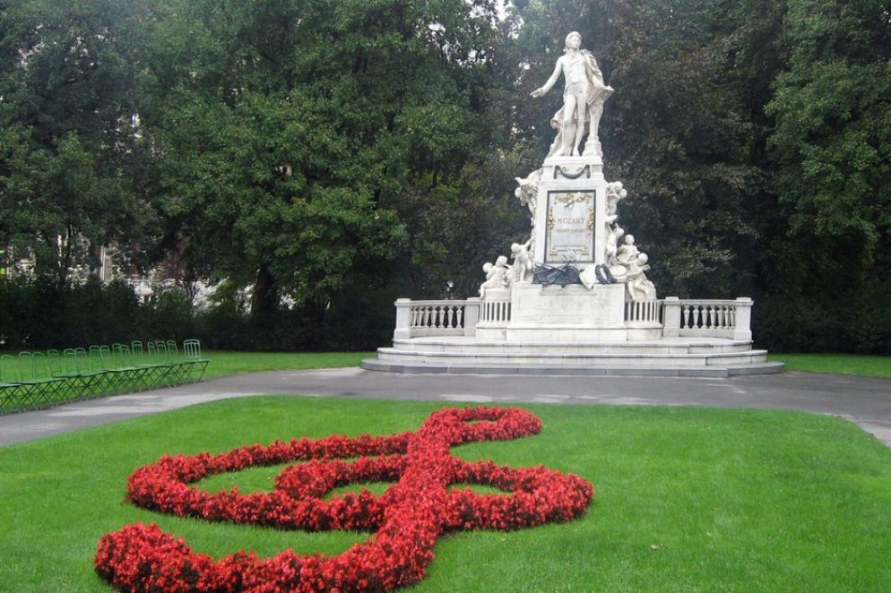 Il monumento a Mozart a Vienna - Avvenire