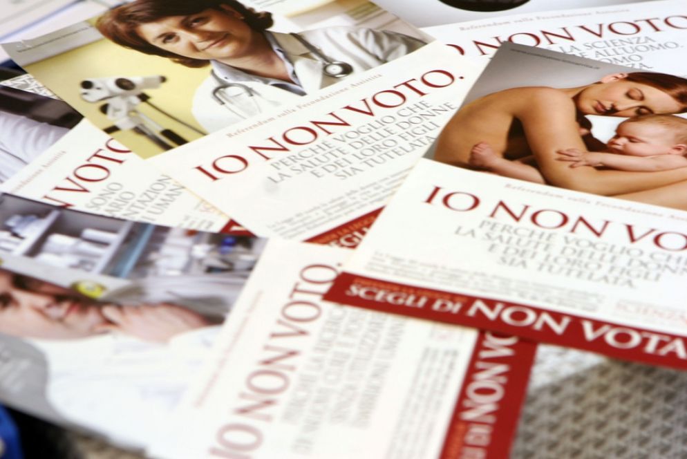 Volantini informativi di Scienza & Vita per il referendum 2005