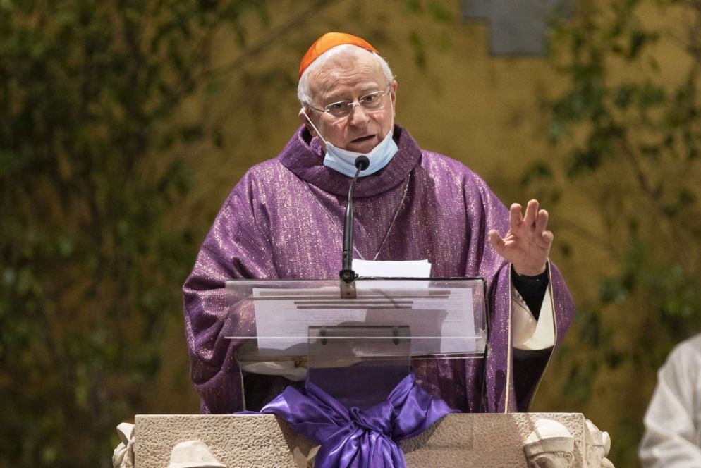 La Messa con il cardinale Bassetti per i giornalisti e il personale di "Avvenire" nella chiesa di Sant'Angela Merici a Milano - Fotogramma