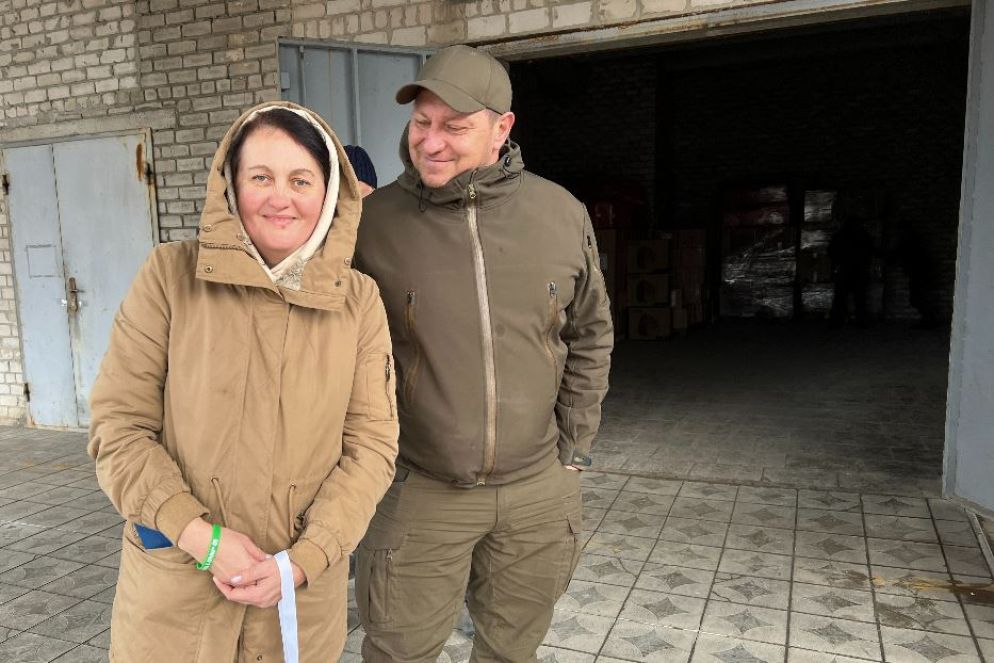 Inna e Oleksiy che animano l'hub umanitario di Kupiansk sotto le bombe - Gambassi
