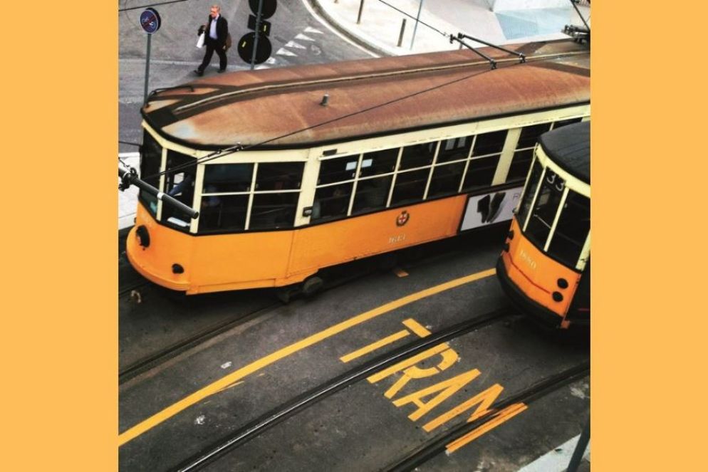 Via Fratelli Castiglioni vista da piazza Gae Aulenti - Lorenzo De Simone