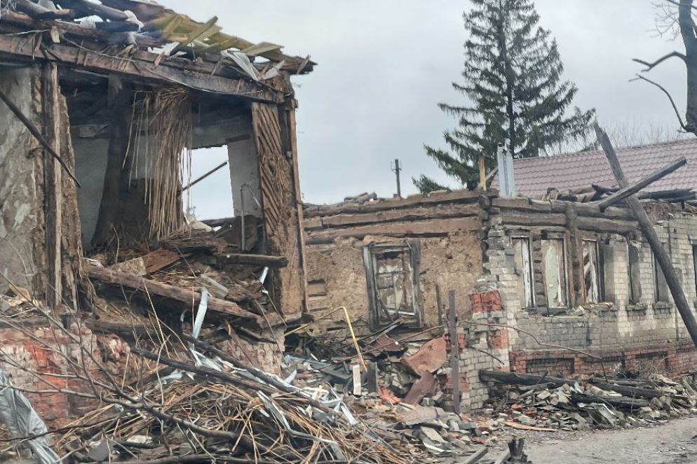 La distruzione lungo le strade di Kupiansk, la cittadina dell'est dell'Ucraina dove si combatte uno delle più feroci battaglie - Gambassi
