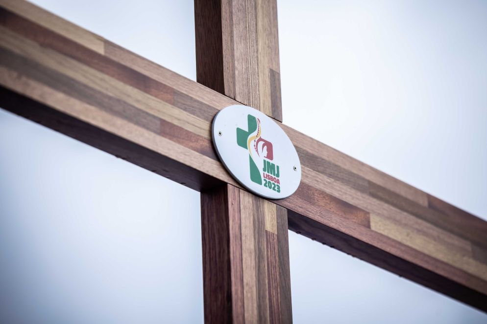 Una croce con il logo della Gmg di Lisbona - Agenzia Romano Siciliani