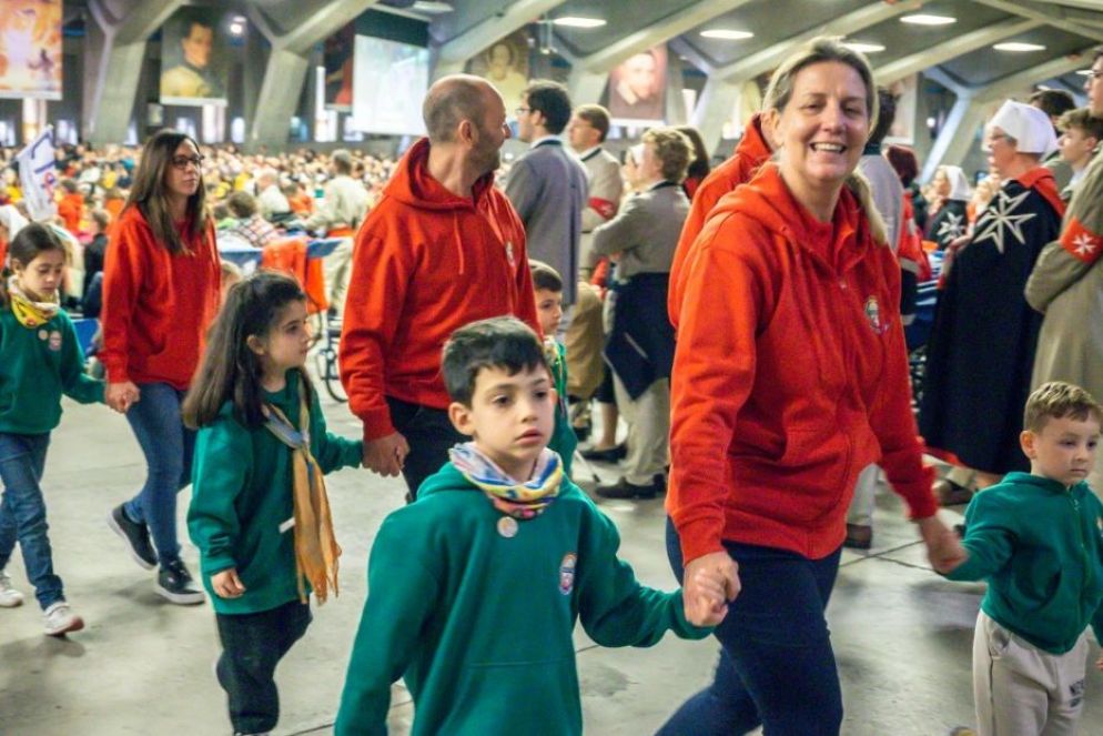 Genitori e bambini del Pellegrinaggio Unitalsi dei Piccoli a Lourdes - Foto Unitalsi