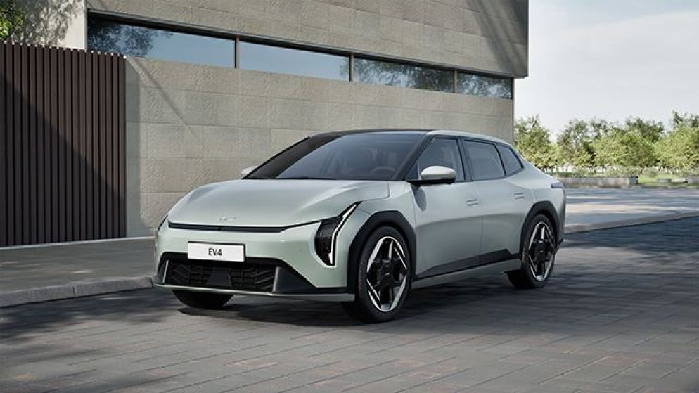 La Kia EV4 berlina - .