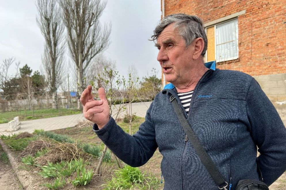 Mikola Petrovic che vive nei villaggi intorno a Orikhiv - Gambassi
