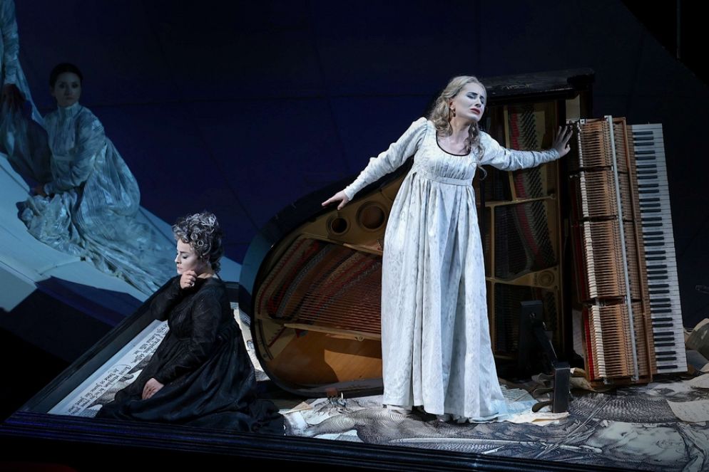 Bianca (Salome Jicia) nella romanza “Sorgi, o padre” - Teatro Carlo Felice di Genova