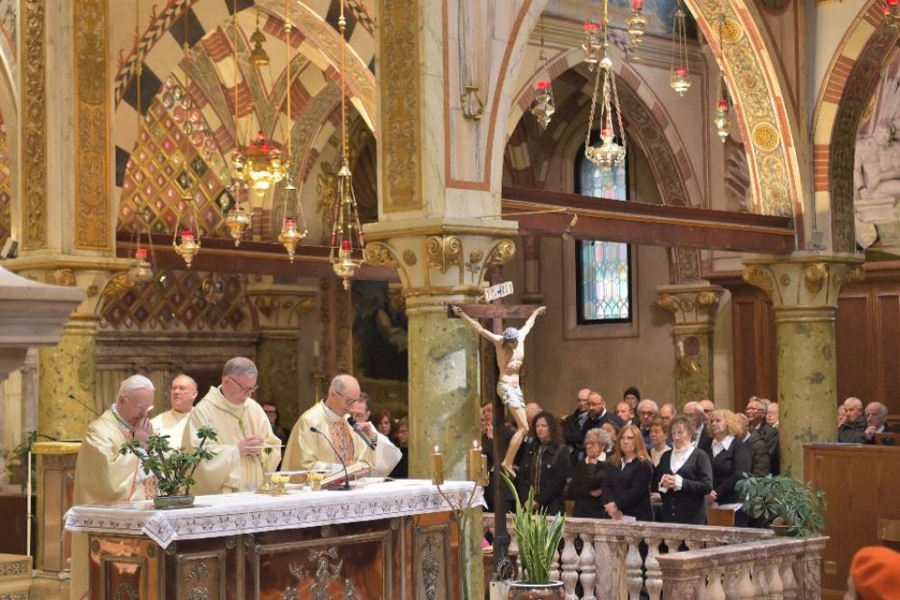 Un momento della celebrazione per i 75 anni delle Orsoline del Sacro Cuore di Maria a Monte Berico (Vicenza) - Piero Baraldo ph.