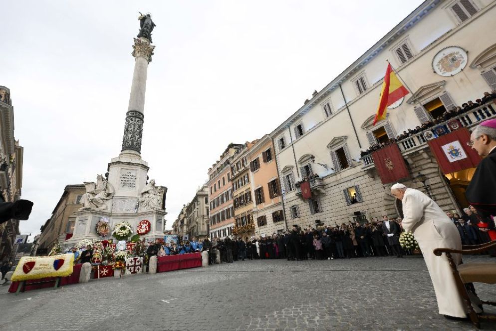 L'omaggio del Papa nel 2023 - Vatican Media
