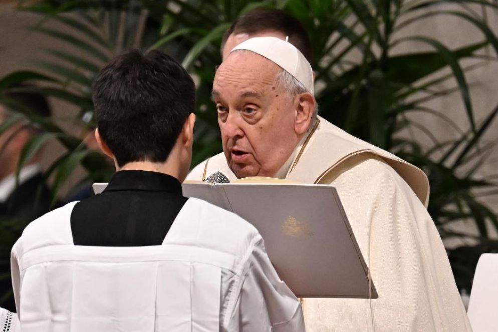 Il Papa durante la Messa del 12 dicembre per la Madonna di Guadalupe - Ansa
