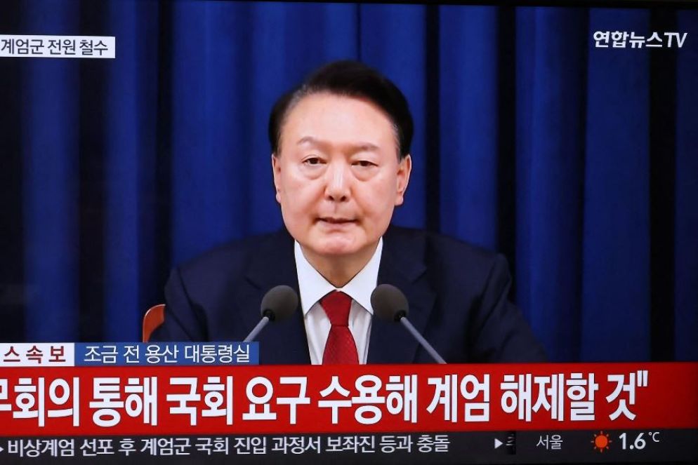 Il presidente sudcoreano Yoon Suk-yeol proclama la legge marziale - ANSA