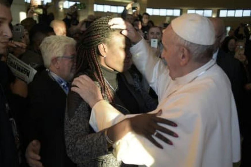 Khady Sene con il Papa - .