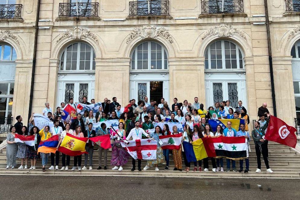 Nel Palazzo del faro di Marsiglia i giovani che partecipano agli “Incontri del Mediterraneo” - Gambassi