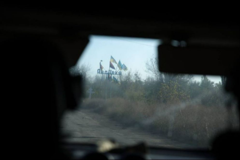 L'ingresso di Avdiivka, la cittadina nella regione di Donetsk presa d'assalto dalle truppe russe - Telegram/Zelensky