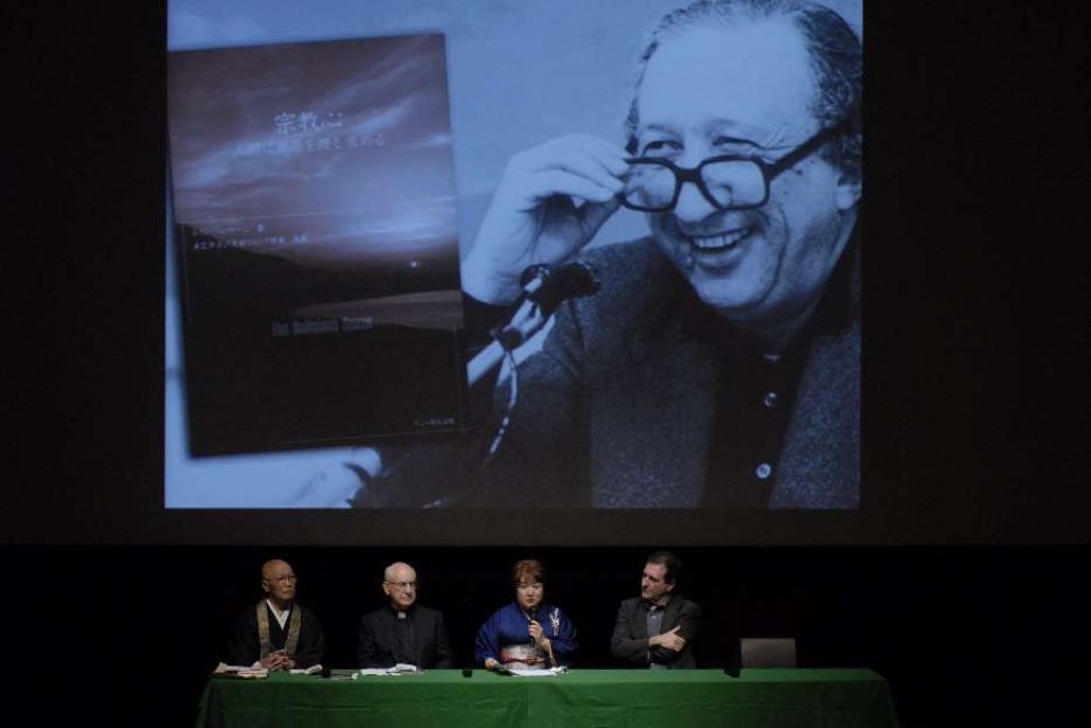 La presentazione del libro "Il senso religioso" in Giappone, nel 2008 - Archvio Comunione e liberazione