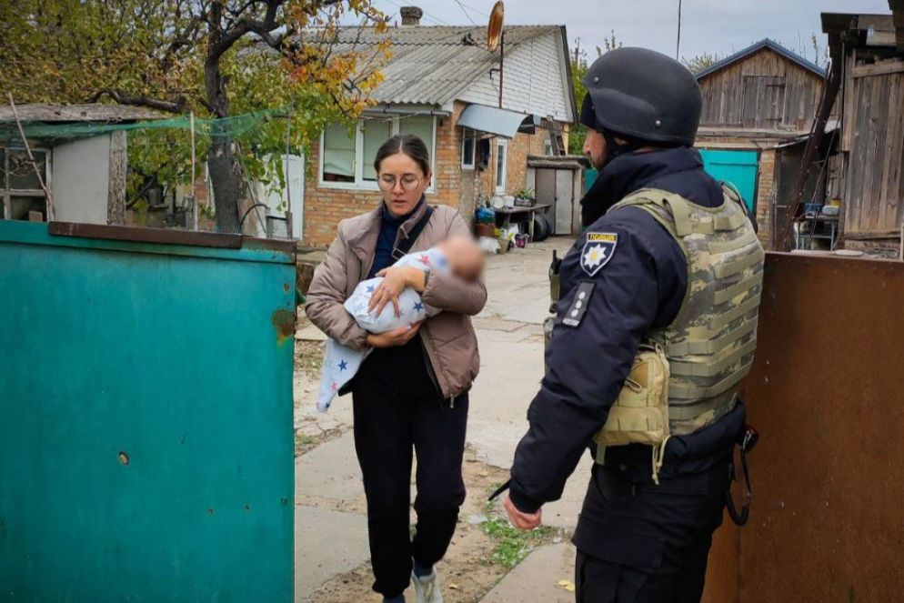 Le evacuazioni dai villaggi lungo la linea del fronte nella regione di Zaporizhzhia - Telegram-Polizia nazionale