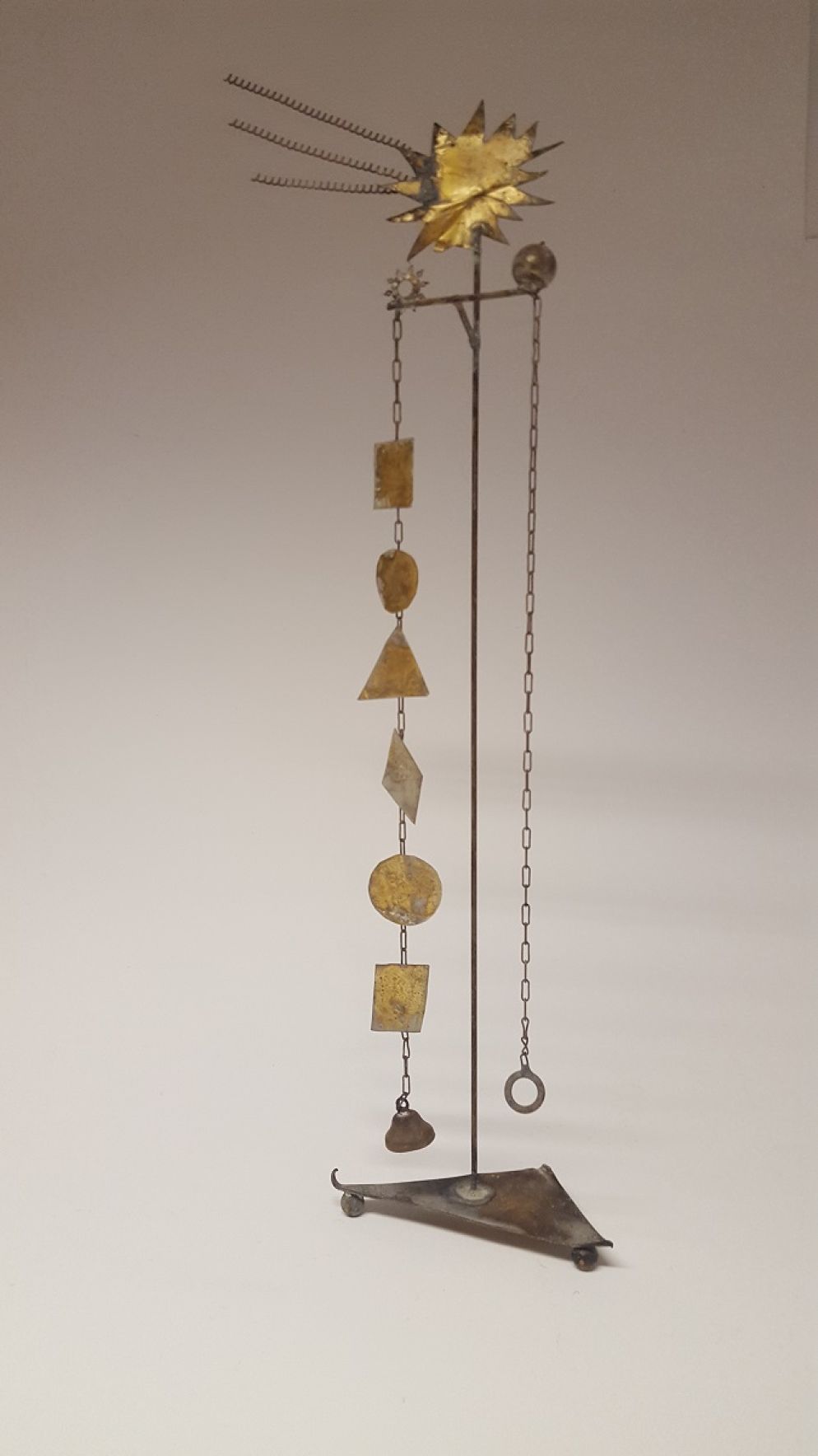 Fausto Melotti, "Natale", 1963, ottone. Collezione privata - © Eredi Melotti, Milano, by Siae 2021 / © Fondazione Fausto Melotti, 2021 / Courtesy Hauser & Wirth