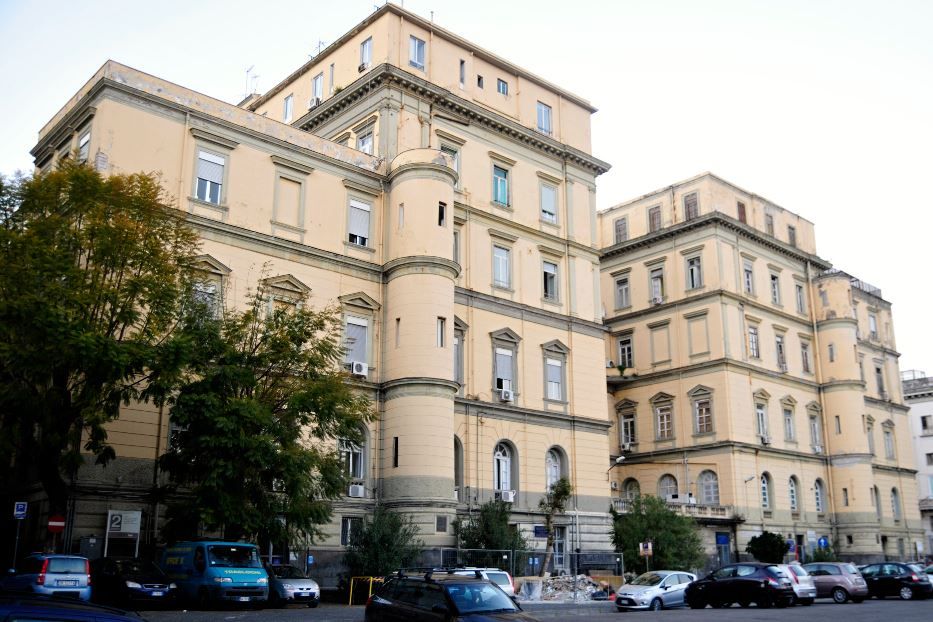 L'Università della Campania “Vanvitelli” - www.raffaeleesposito.it