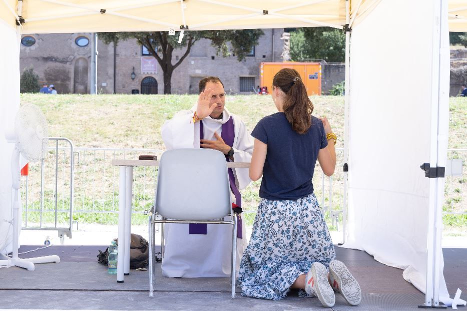 I ragazzi di tutto il mondo al Circo Massimo a Roma per la giornata delle confessione del Giubileo dei giovani - Fotogramma