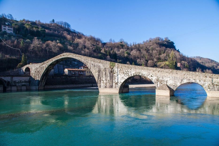 Il ponte della Maddalena (o del Diavolo) a Borgo a Mozzano - Associazione Via Matildica del Volto Santo