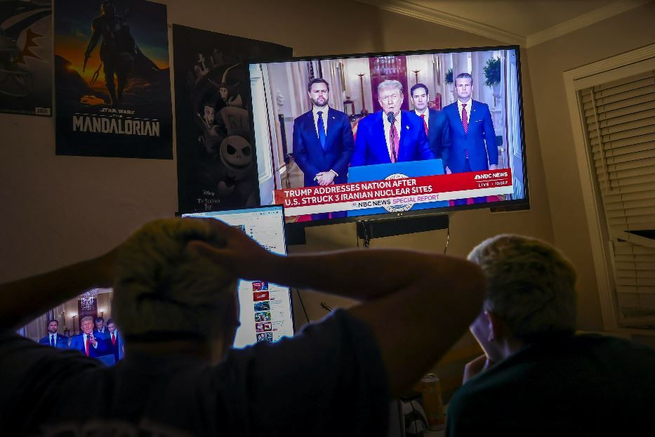 La notizia dell'attacco Usa all'Iran nelle tv americane - Ansa