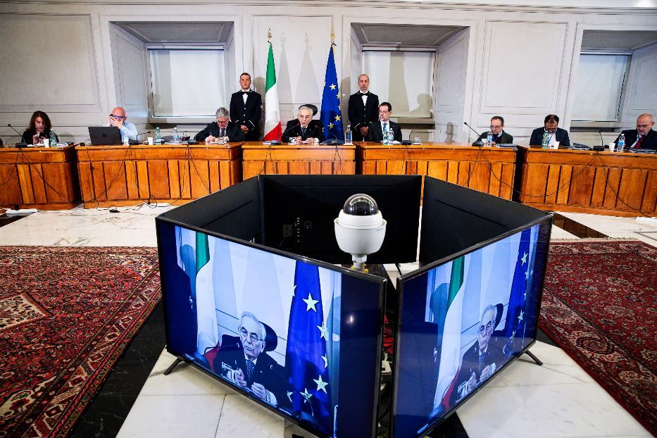 Il presidente della Corte Costituzionale Giovanni Amoroso durante la conferenza stampa al termine della riunione straordinaria della Corte Costituzionale, sull'attivitàsvolta nell'anno 2024, Roma, 11 aprile 2025 - Ansa