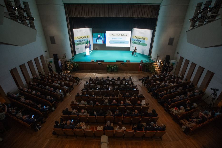 Il discorso di apertura dell'arcivescovo di Gorizia e presidente di Caritas italiana, Carlo Roberto Maria Redaelli - 2022 Gianpaolo Scognamiglio / Acri