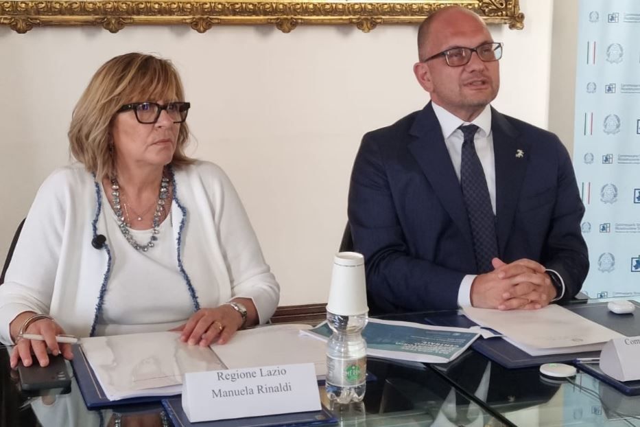 Il commissario Castelli con la responsabile per la ricostruzione del Lazio Manuela Rinaldi - Ufficio stampa Commissario per la ricostruzione