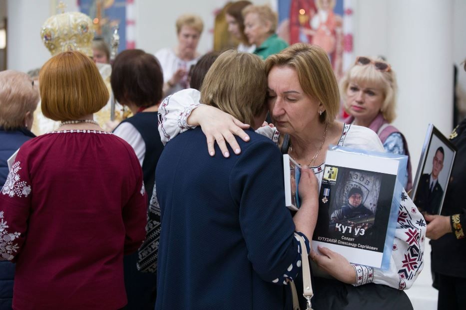 Il pianto e la preghiera delle donne ucraine - Ugcc.ua