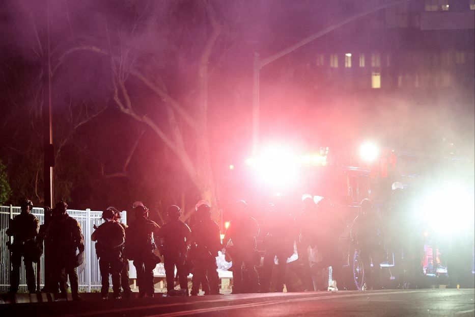 Gli scontri che stanno infiammando Los Angeles - REUTERS