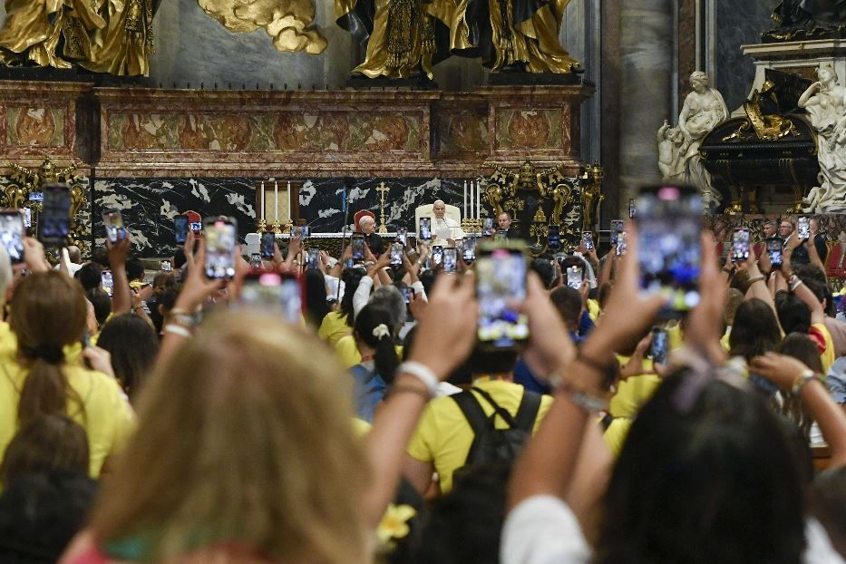 L'incontro di Leone XIV con gli influencer nella Basilica di San Pietro - Vatican Media