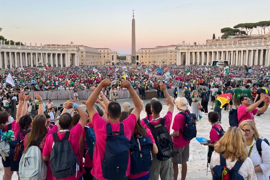 L'incontro degli italiani in piazza San Pietro per il Giubileo dei giovani - Avvenire