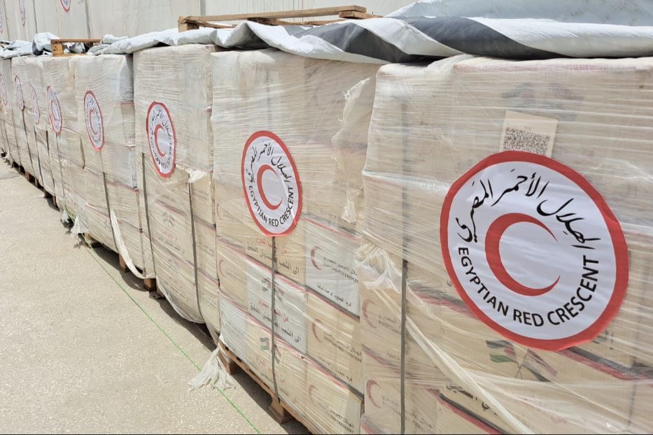 Derrate alimentari che da due mesi e mezzo attendono di essere portate a Gaza - L.Liv.