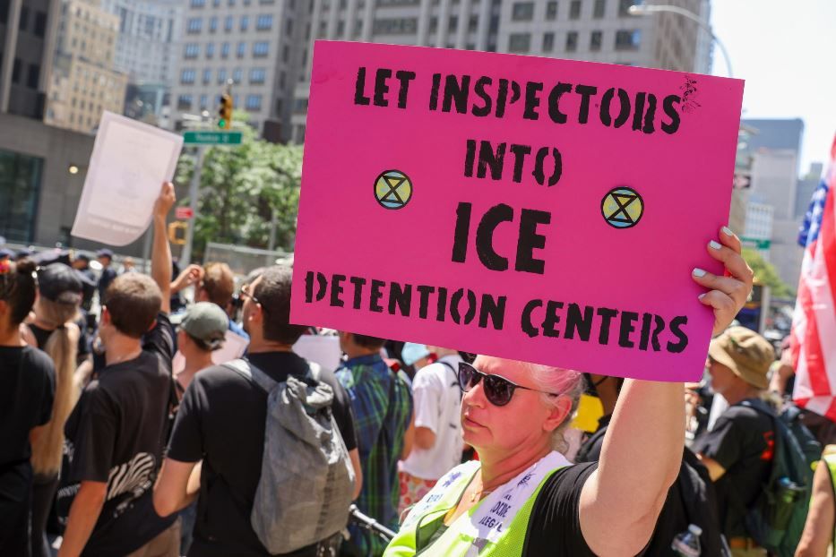 Un momento della protesta contro la "caccia" ai migranti di Trump l'11 agosto a New York - Ansa