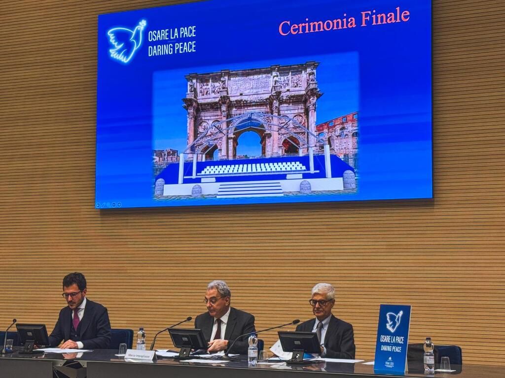 La presentazione dell'incontro "Osare la pace": al centro Marco Impagliazzo, presidente della Comunità di Sant'Egidio