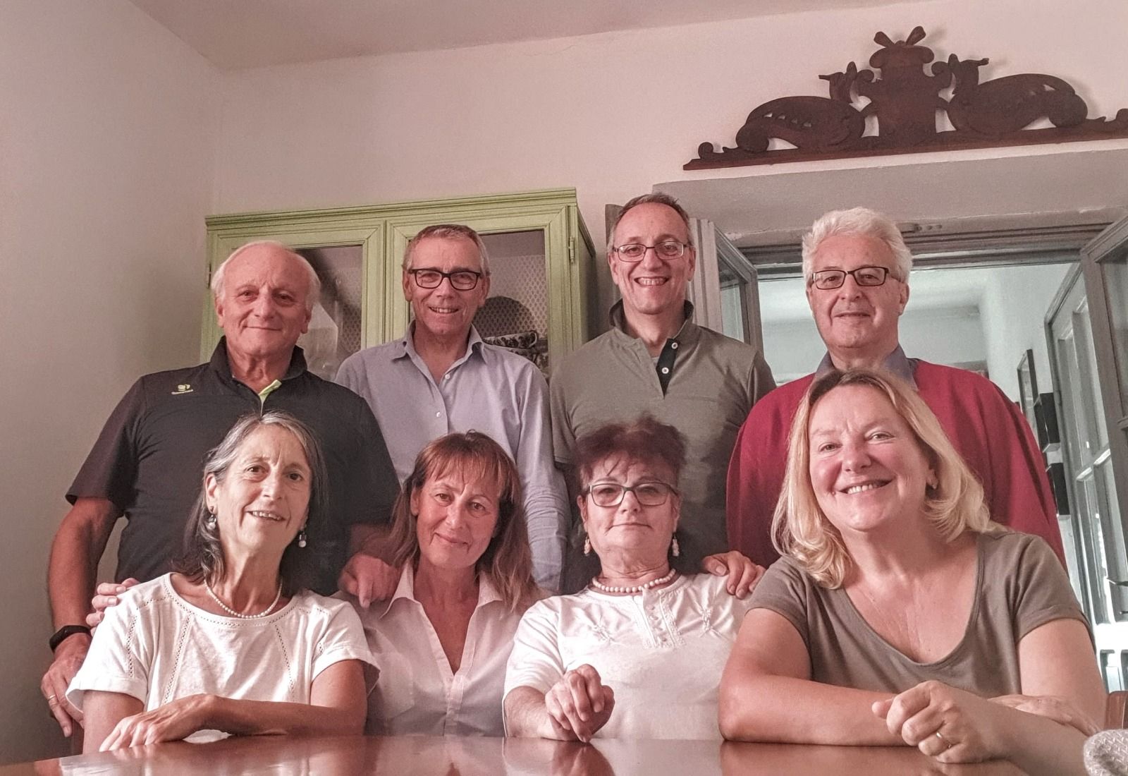 La squadra di volontari e il direttivo dell’associazione “Aiuto famiglia”