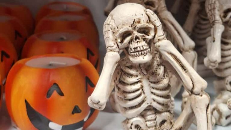 Lo scaffale di un supermercato, in questi giorni