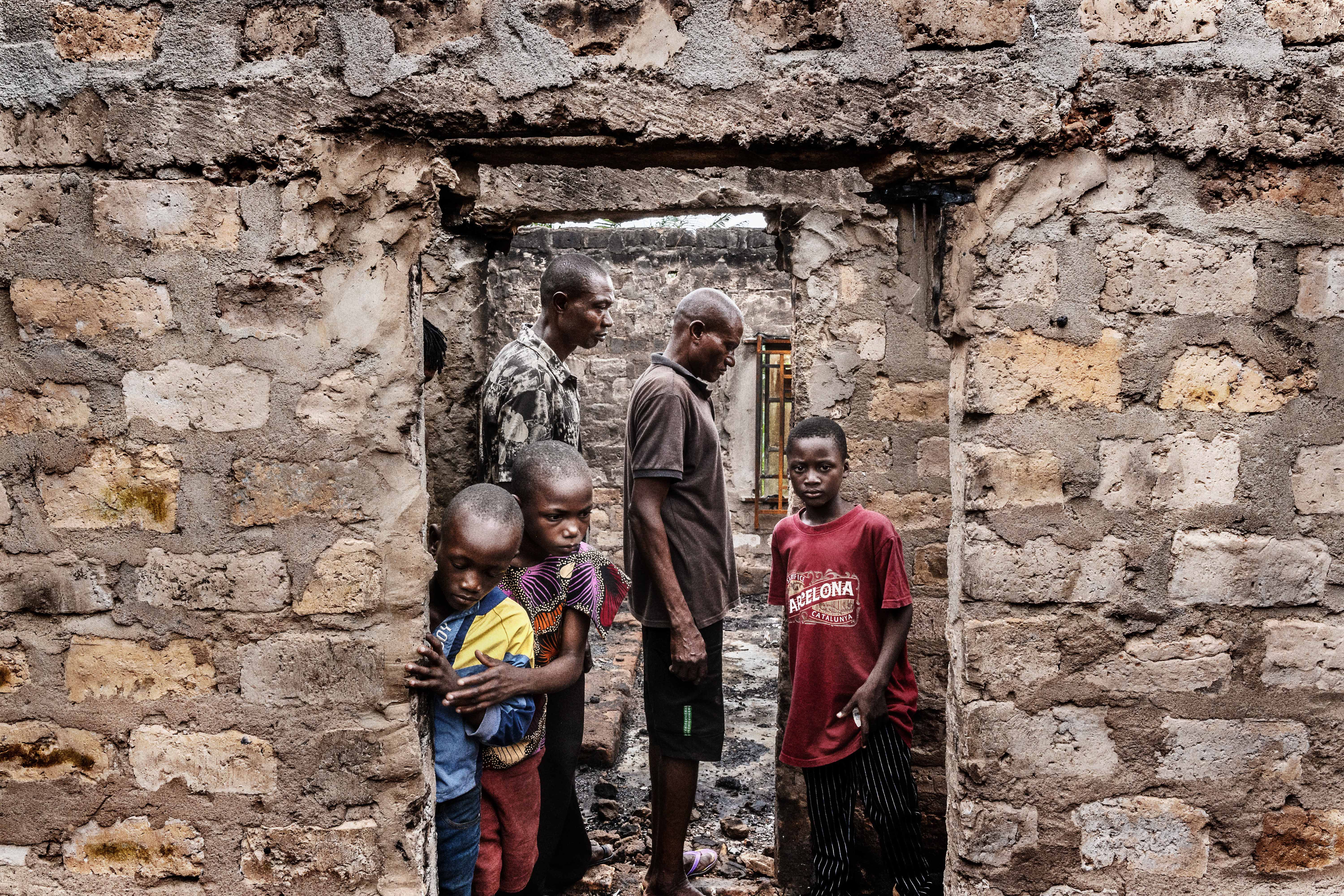 Superstiti del villaggio di Yelwata© Carlo Cozzoli